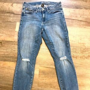 Gap distressed knee jeans